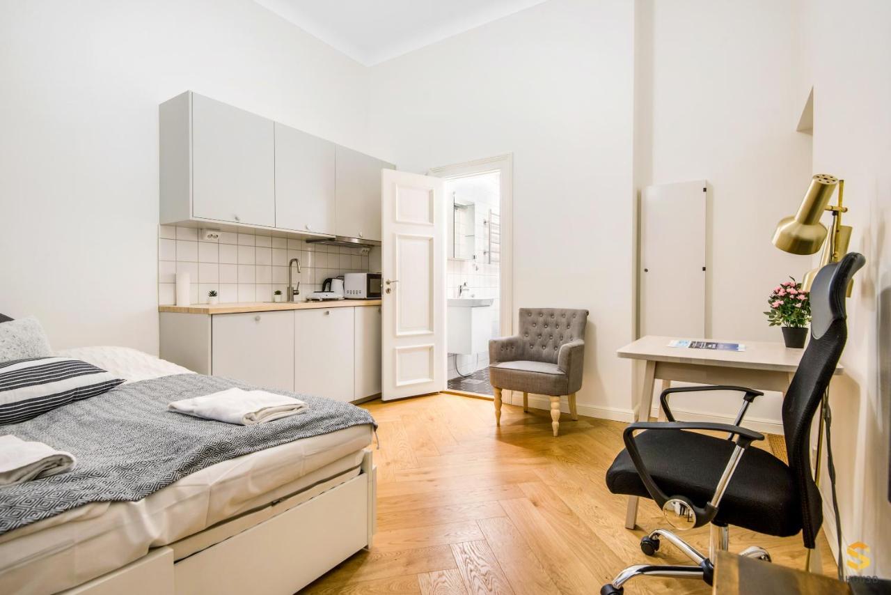 Pieni Roobertinkatu Big 13 Apartment Helsinki Luaran gambar